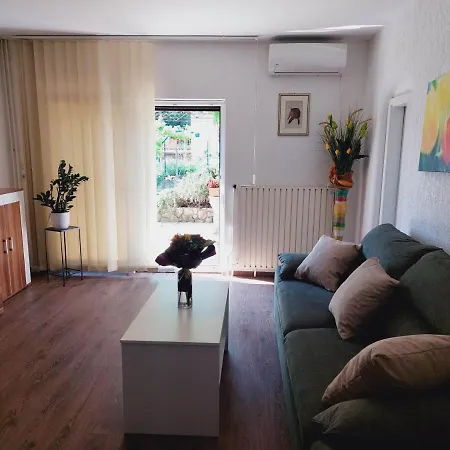 Rubin Apartment *